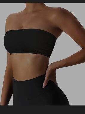 Seamless Black/White Bandeau Strapless Bralette - Women's Intimates